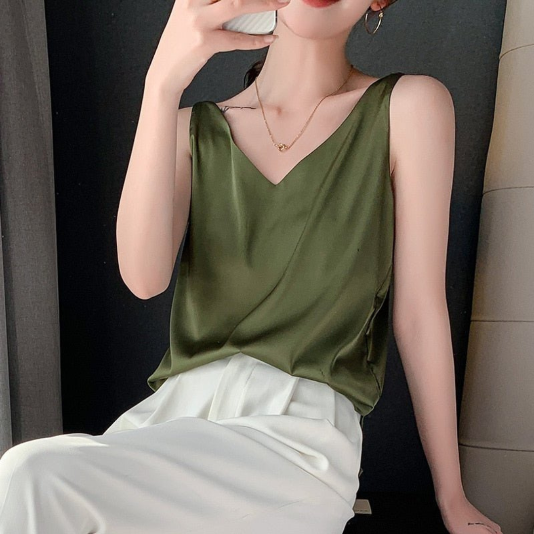 TOP DRAPPEGGIATO SCOLLO V – STILE E COMFORT TUTTO IL GIORNO