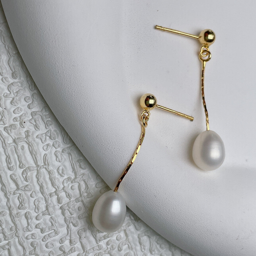 Orecchini con perla elegante