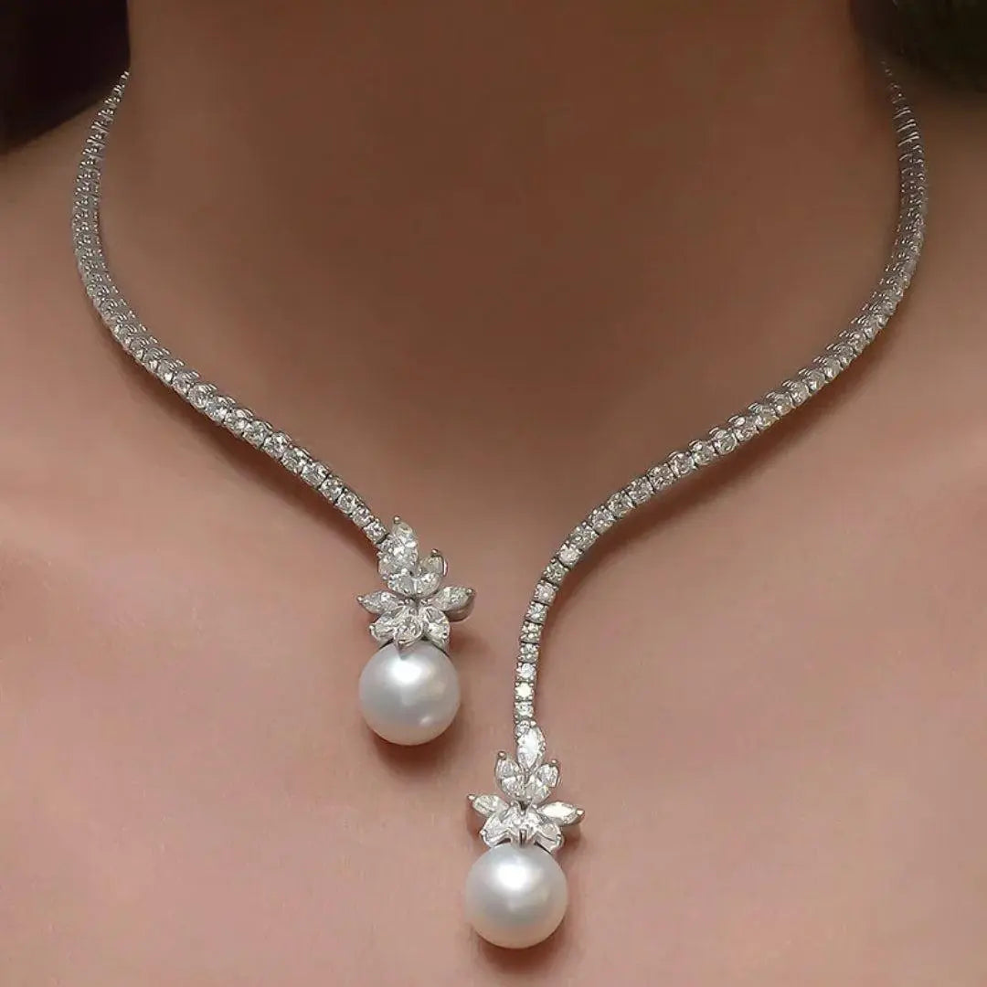 Collana elegante e luminosa con perle in argento sterling