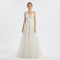 Abito da Sposa Lungo Scollo a V Pizzo Floreale Gonna in Tulle