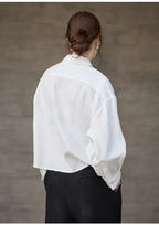 CAMICIA LINO CROPPED – LO STILE OVERSIZE CHE NON TI ASPETTI