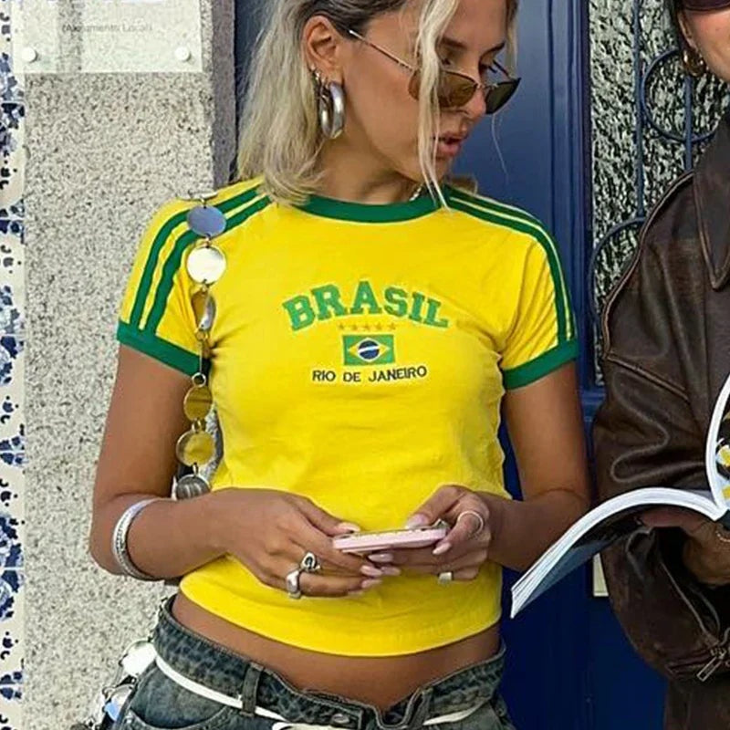 CROP TOP SPORTIVO RETRÒ – L'ENERGIA CHE SI VEDE