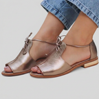Sandali in Pelle con Cinturini Donna